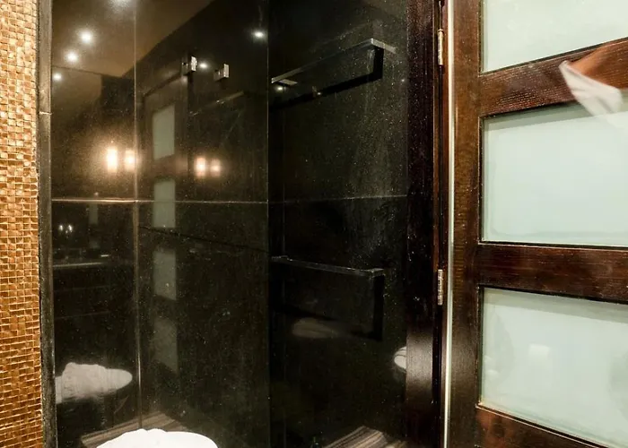 Private Ali Pasha 2br Pool Access + Dining Perks Appartement *