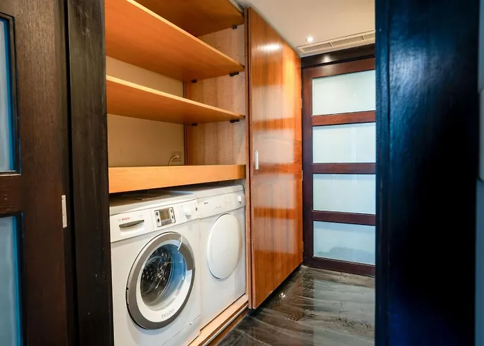 Appartement Private Ali Pasha 2br Pool Access + Dining Perks